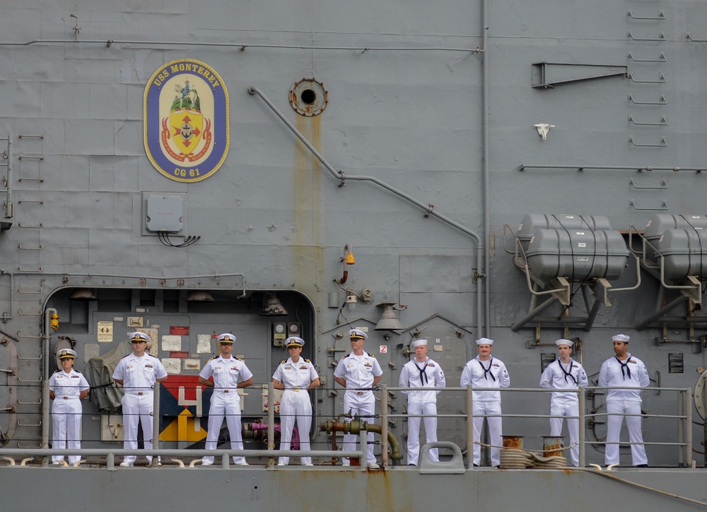 USS Monterey (CG 61) and USS Mitscher (DDG 57) Return to Naval Station Norfolk
