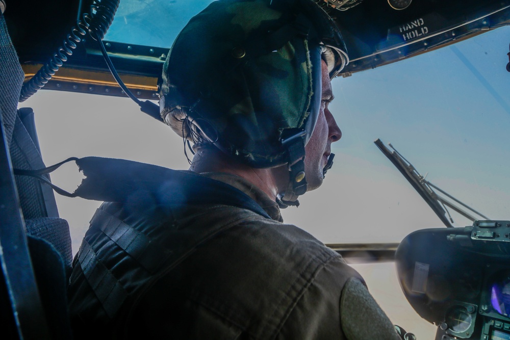 WTI 1-22: Air-to-Air Refueling and External Lifts