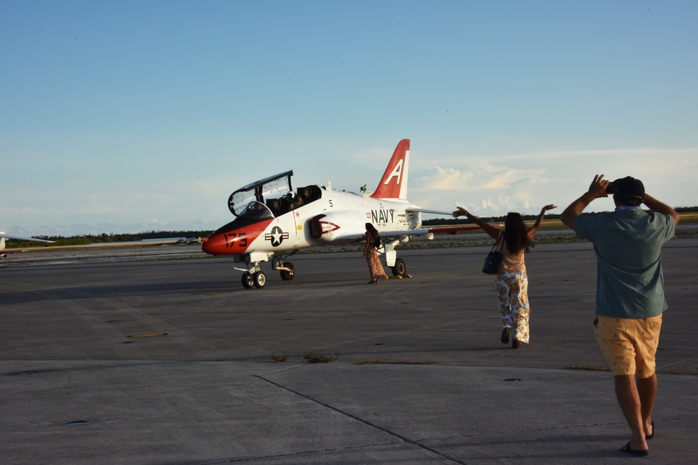 Locals return to hometown Naval air station for training