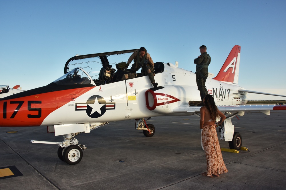 Locals return to hometown Naval air station for training