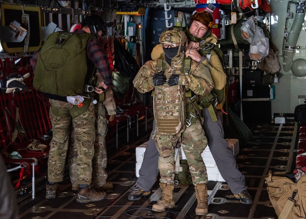 212th Rescue Squadron conducts tandem jump