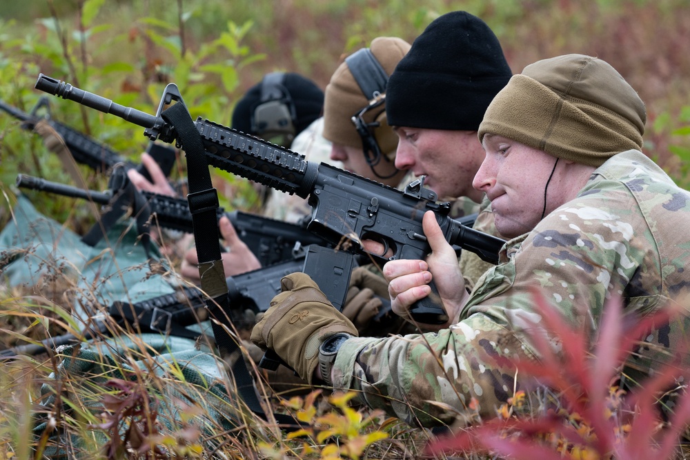 '1 Geronimo' Paratroopers try out for Scout Platoon