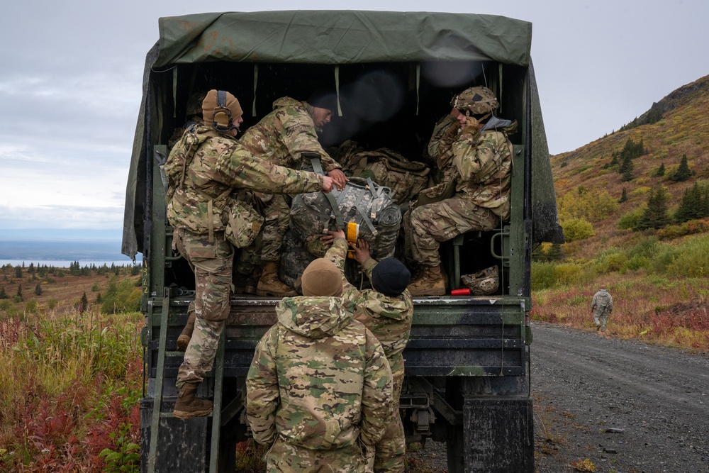 '1 Geronimo' Paratroopers try out for Scout Platoon