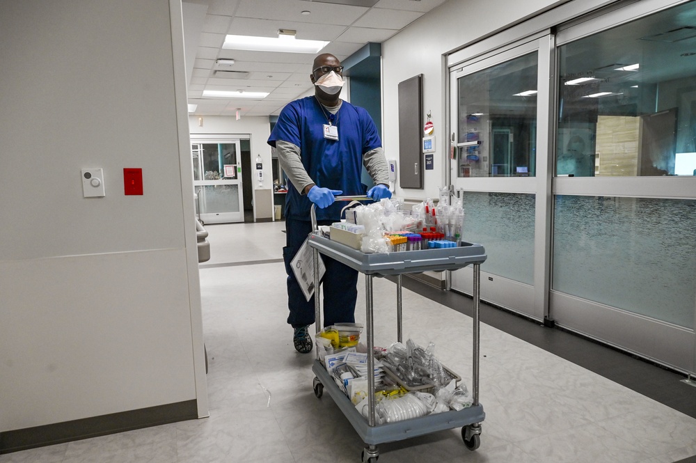 165th AW Airmen Serve at Memorial Health University Medical Center to assist during COVID-19 Surge