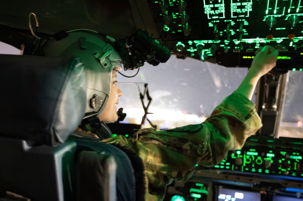 15th Airlift Squadron Executes Night Proficiency Mission