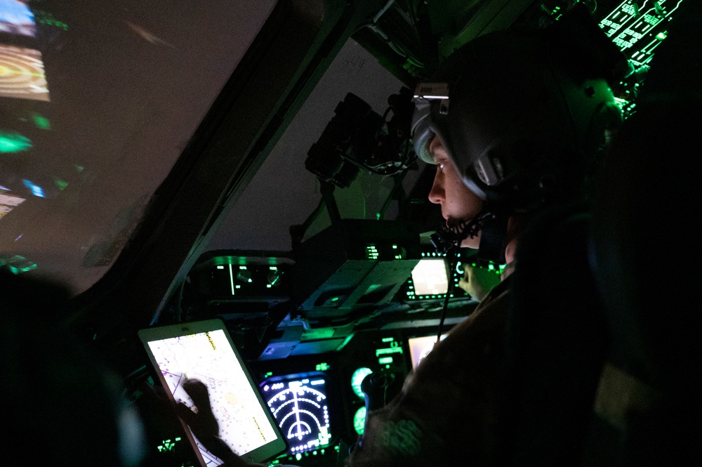 15th Airlift Squadron Executes Night Proficiency Mission