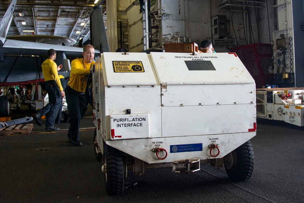 USS Ronald Reagan (CVN 76) Hangar Bay Operations