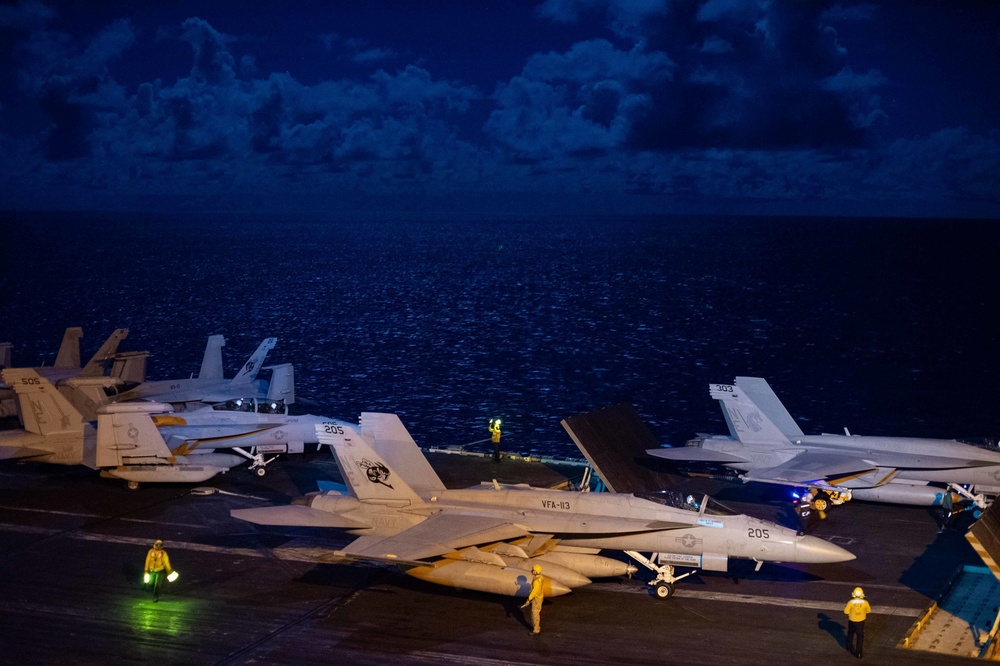 USS Carl Vinson (CVN 70) Conducts Flight Operations
