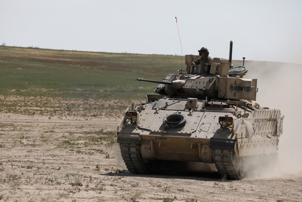 M2A3 Bradley Infantry Fighting Vehicle moves to begin platoon live fire exercises