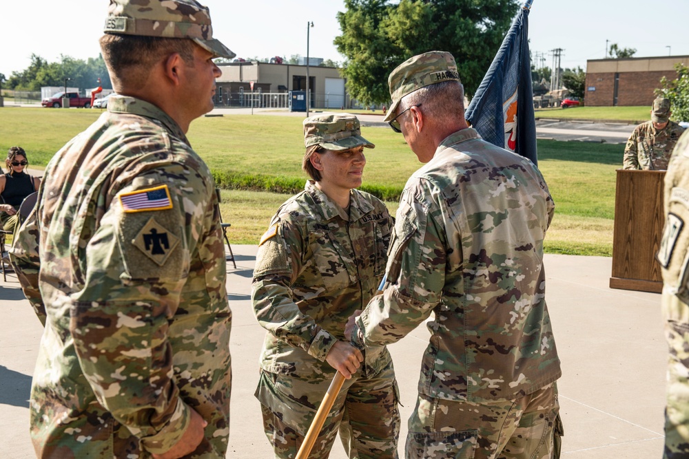 Oklahoma National Guard Headquarters company holds change of command ceremony