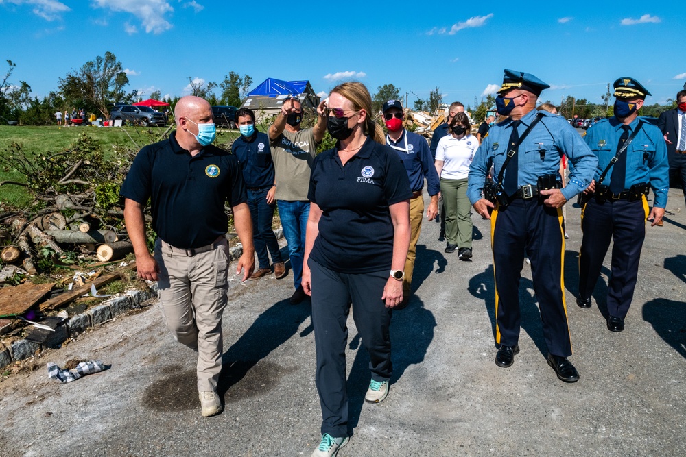 FEMA Meets with Residents After Tornado