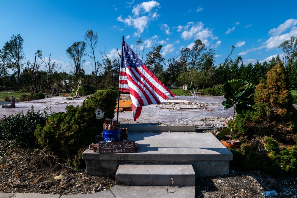 FEMA Meets with Residents After Tornado