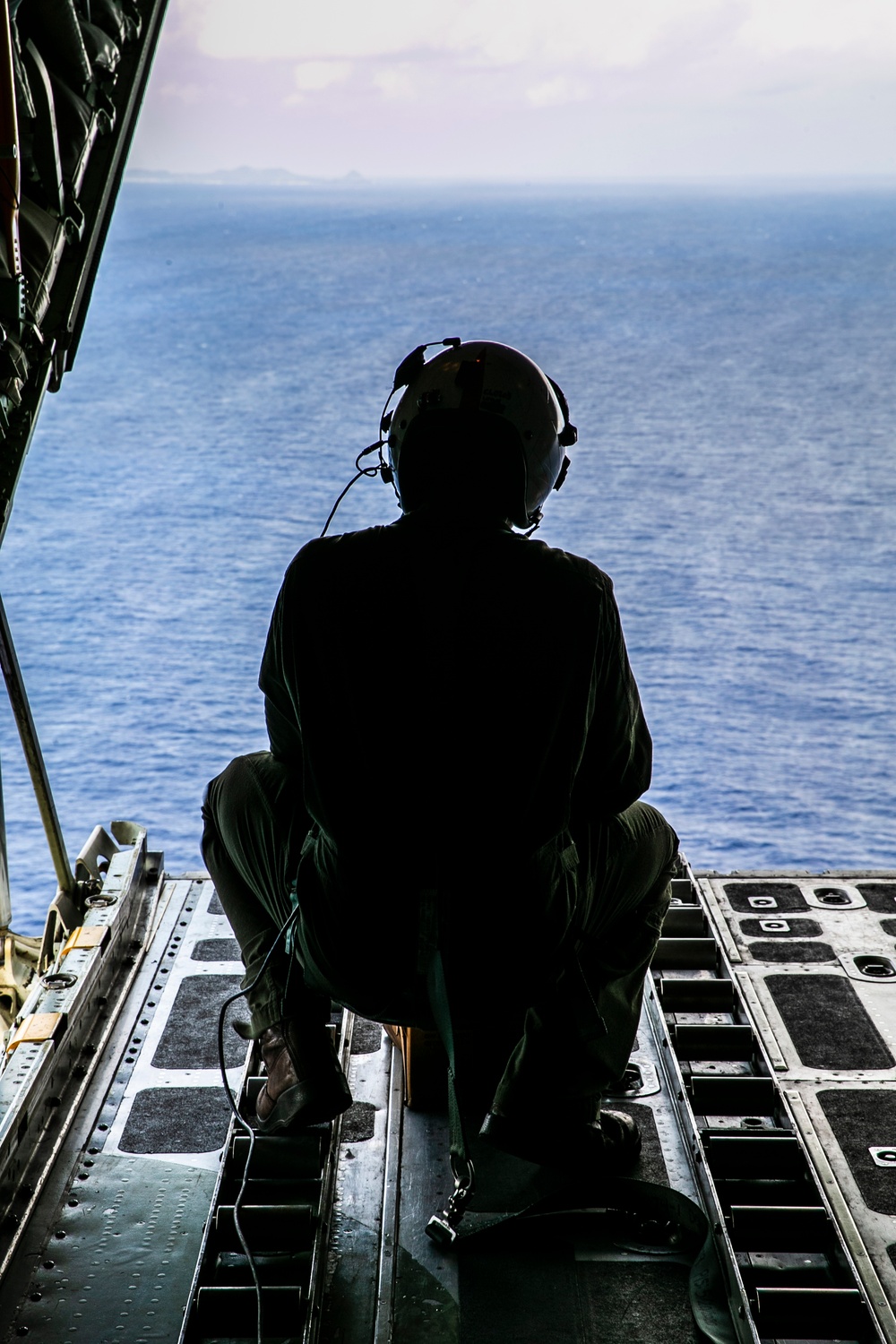 Drop it like it's Hot | Marines with VMGR-152 and 3d LSB conduct air delivery exercises