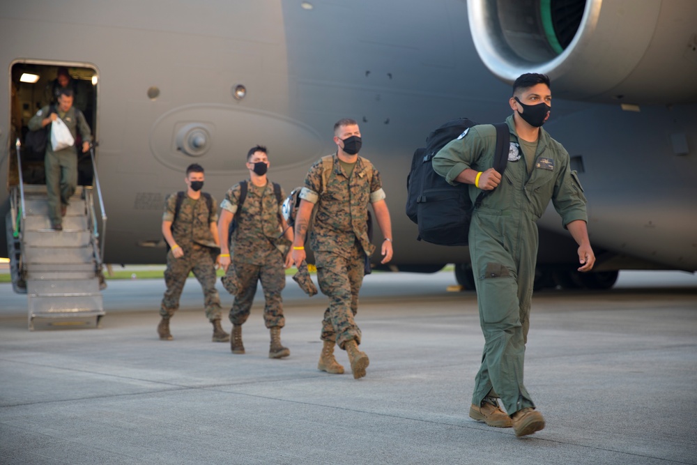 VMFA-112 Arrive at MCAS Iwakuni