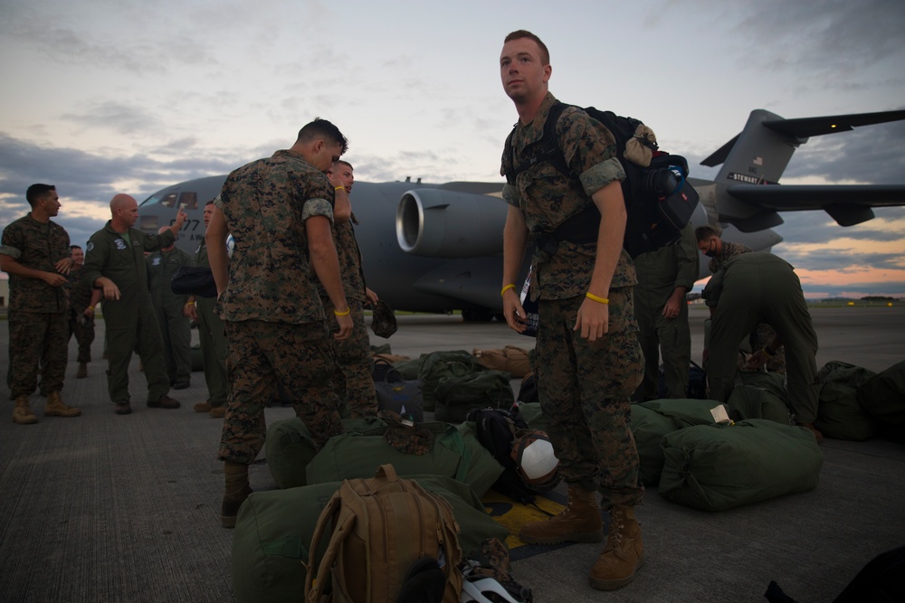 VMFA-112 Arrive at MCAS Iwakuni