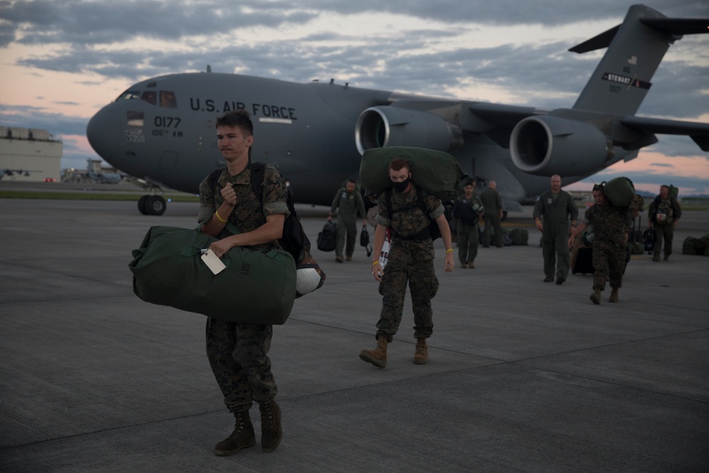 VMFA-112 Arrive at MCAS Iwakuni