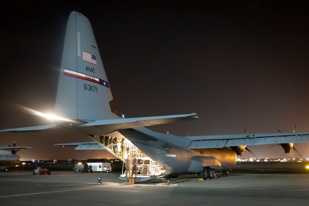 75th EAS Delivers Cargo