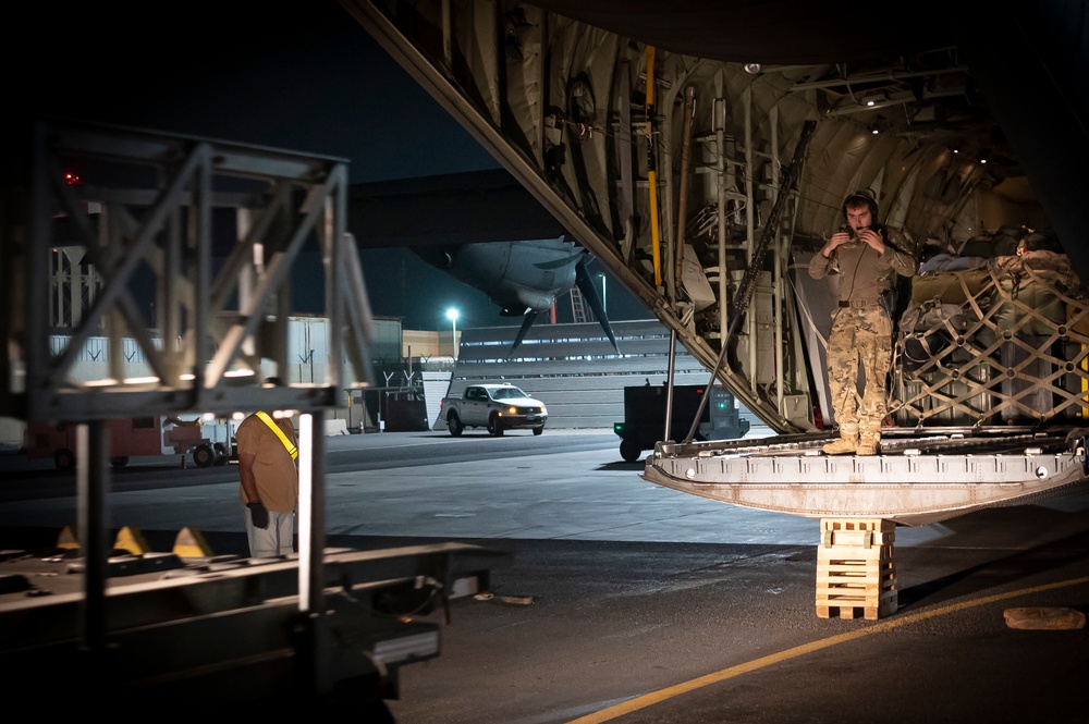 75th EAS Delivers Cargo