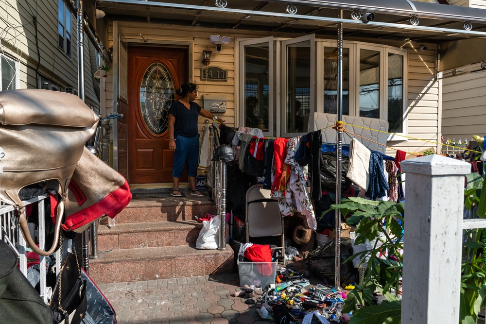 FEMA, NYCEM Meet with Residents After Flooding from Ida