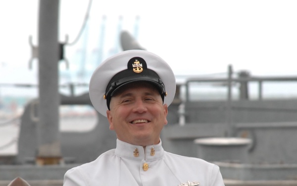 Naval Museum hosts a retirement ceremony