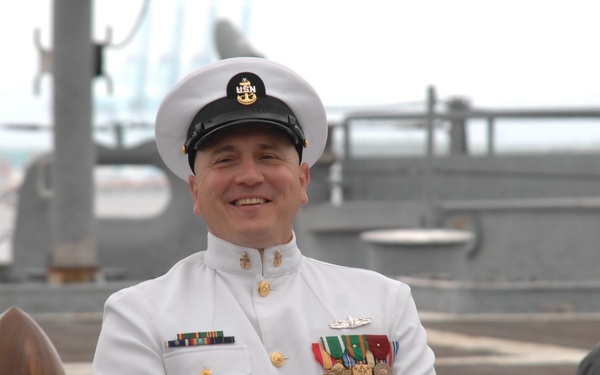 Naval Museum hosts a retirement ceremony