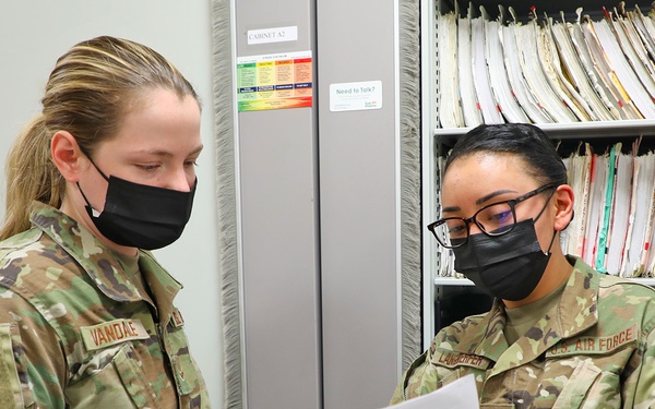 MING trains in Italy