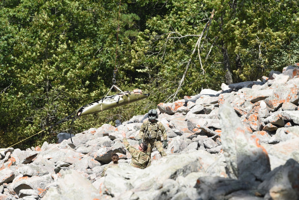 G Co 3-238th MEDEVAC Hoist Exercise