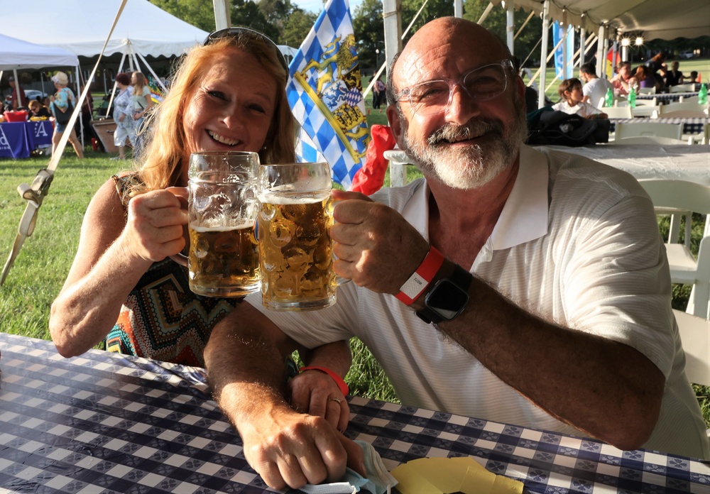 Fort Knox community enjoys German music, food, drinks at annual Oktoberfest celebration