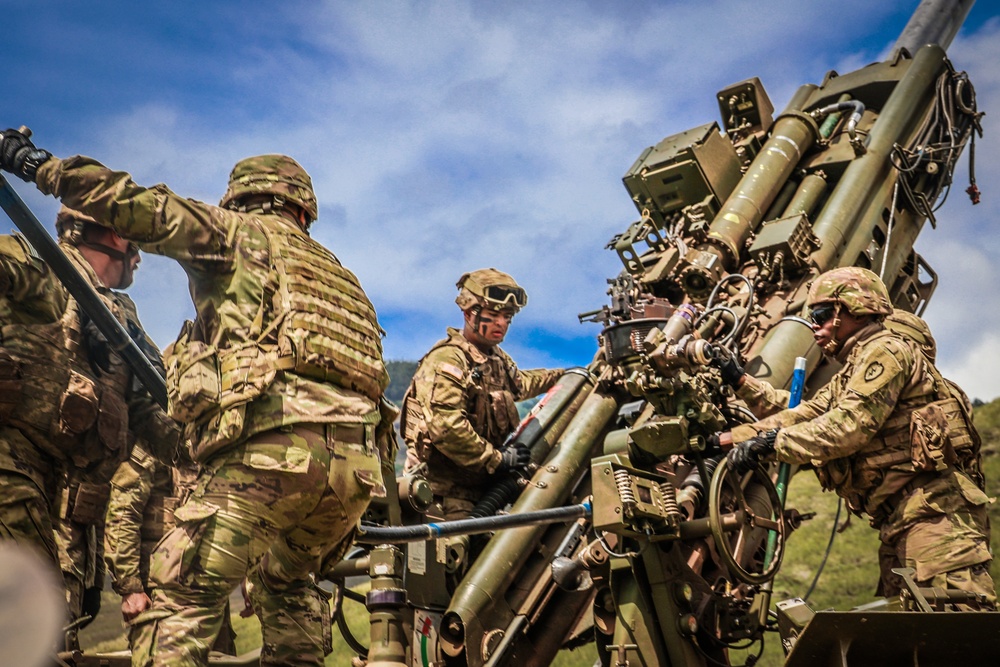 25TH DIVARTY 'STEEL CRUCIBLE' Partnership - Marines and Army Joint Air Assault Training