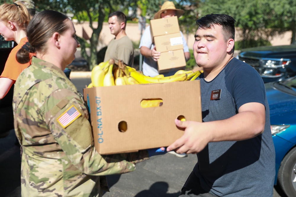 AZNG Service Members supports a Queen Creek Food Bank.