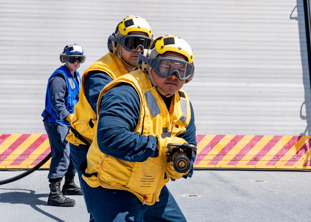 USS Charleston Sailors Participate in a Crash and Salvage Exercise