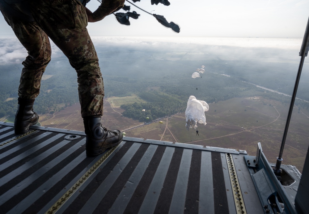 U.S. Airmen jump alongside NATO partners during Falcon Leap 21