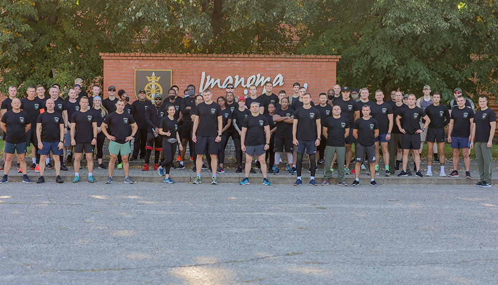 U.S. and Lithuanian Soldiers run together in remembrance of 9/11