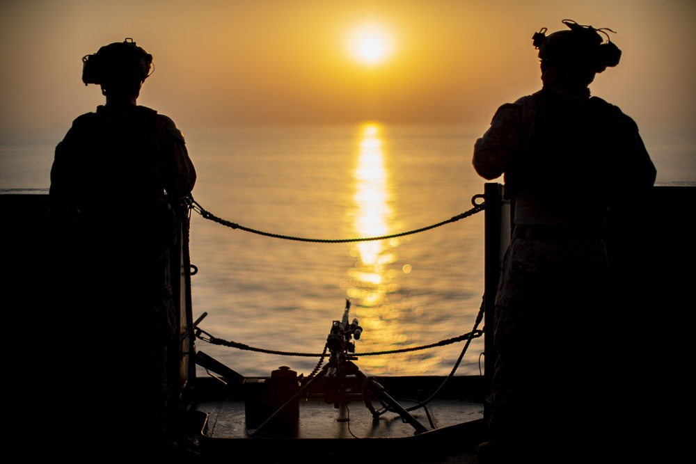 USS Essex Transits the Strait of Hormuz