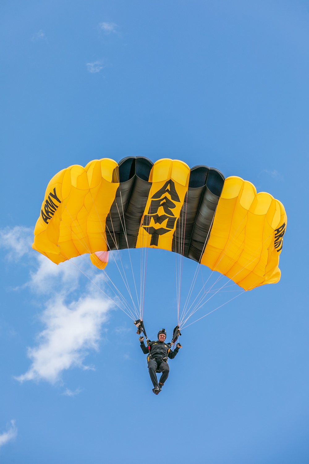 U.S. Army Parachute Team jumps in Colorado