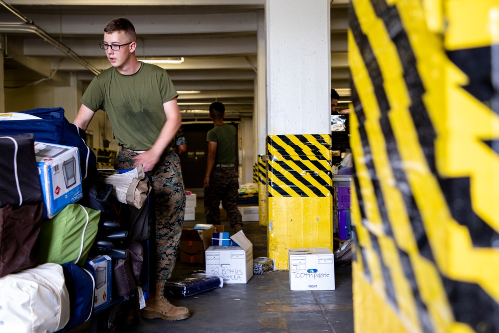 G4 Marines Prepare Donations to Support Operation Allies Welcome