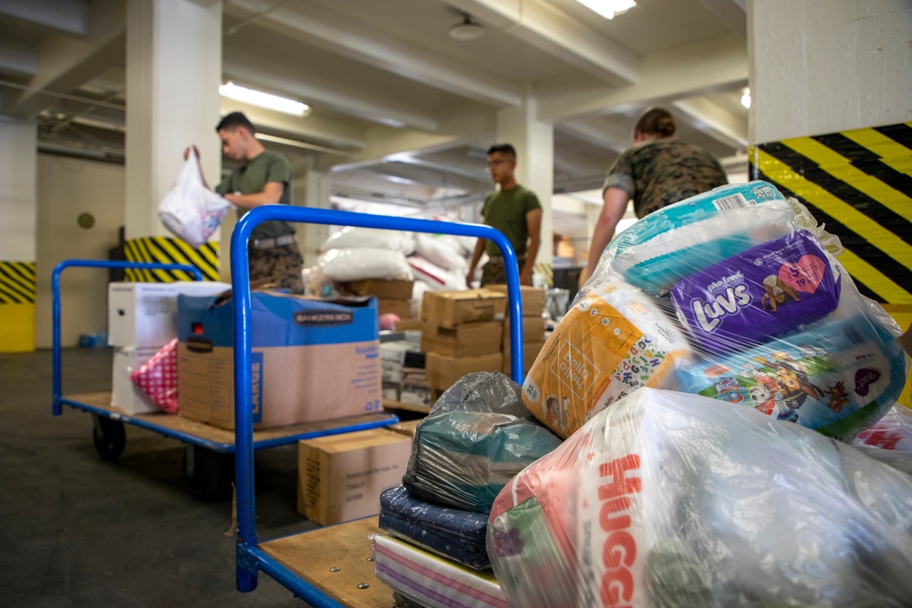 G4 Marines Prepare Donations to Support Operation Allies Welcome