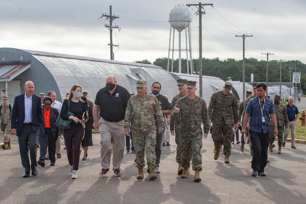 White House, DHS, and USNORTHCOM Leadership Teams Visit TF Quantico