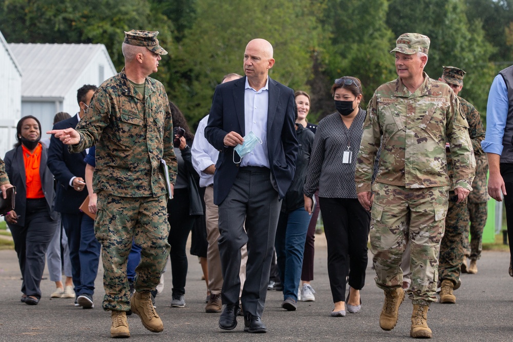 White House, DHS, and USNORTHCOM Leadership Teams Visit TF Quantico