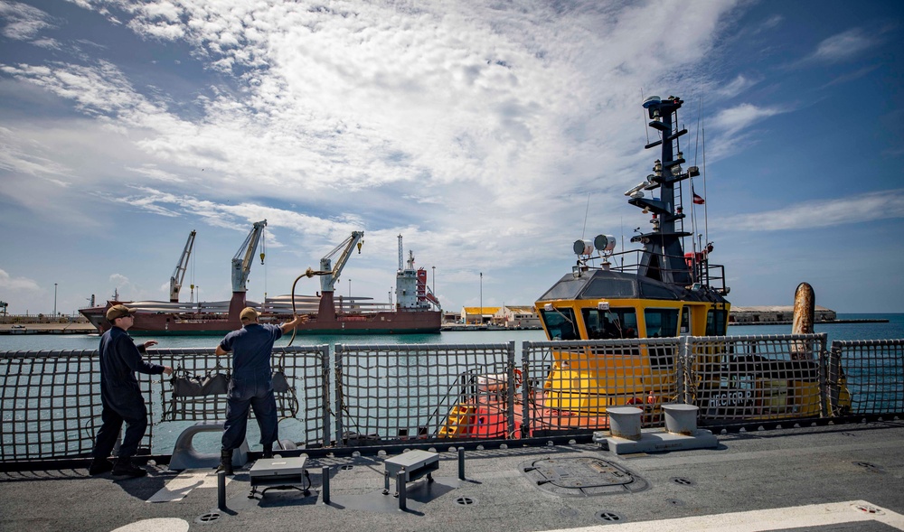 USS Billings Sailors Prepare the Ship to Pull into Ponce, Puerto Rico