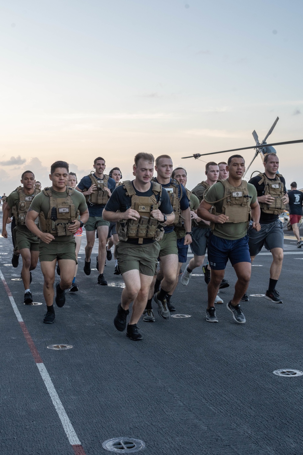 11th MEU and USS Essex (LHD 2) Participate in 9/11 Memorial 5k