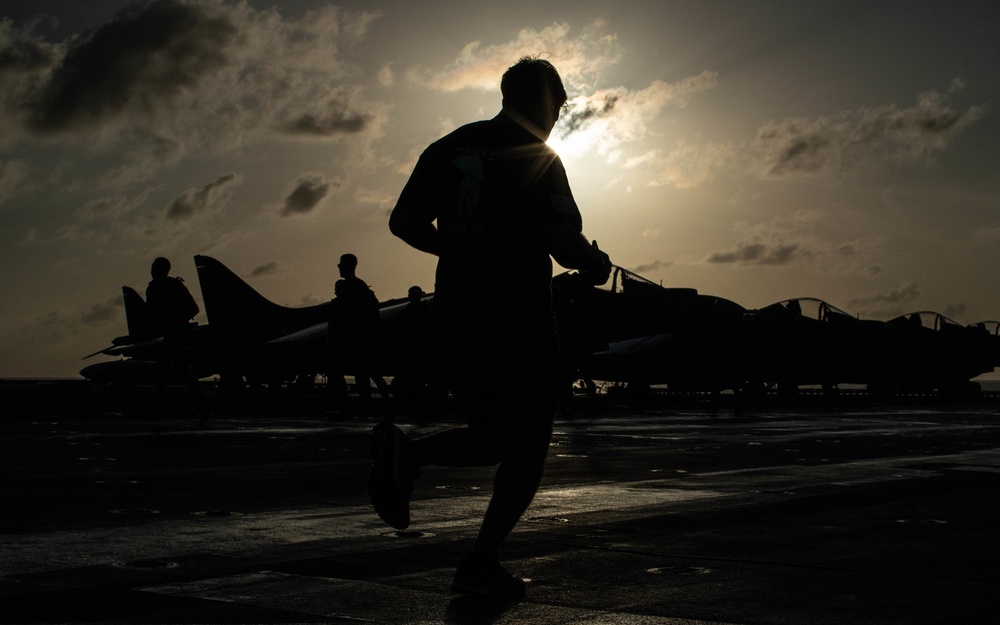 11th MEU and USS Essex (LHD 2) Participate in 9/11 Memorial 5k