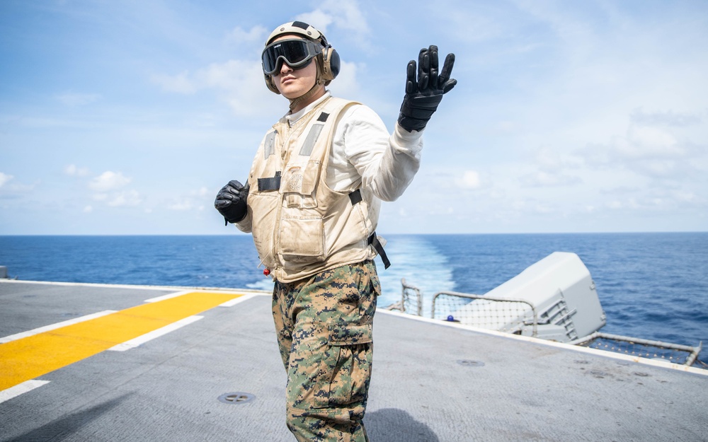BLT 1/1 Conducts a TRAP Rehearsal Aboard USS Essex (LHD 2)