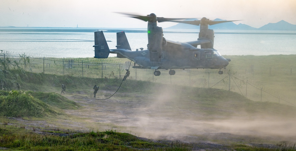 Sharpening the Teak Knife: Kunsan supports SOCKOR, USFK training
