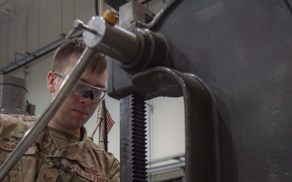 AUAB Fabrication Flight: fabricate to innovate