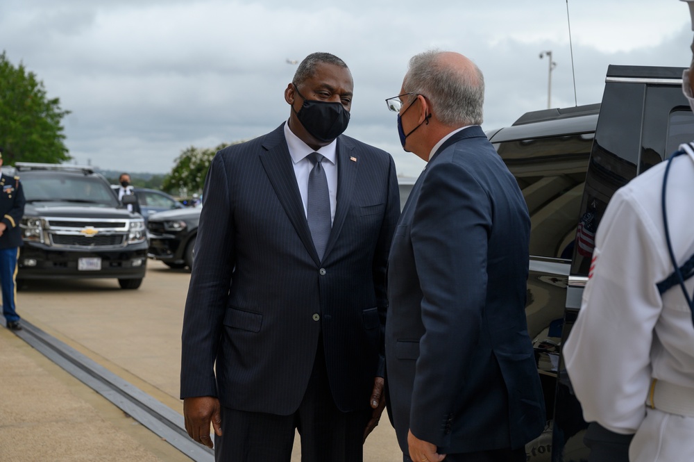 SD meets with Australian PM for bilateral meeting