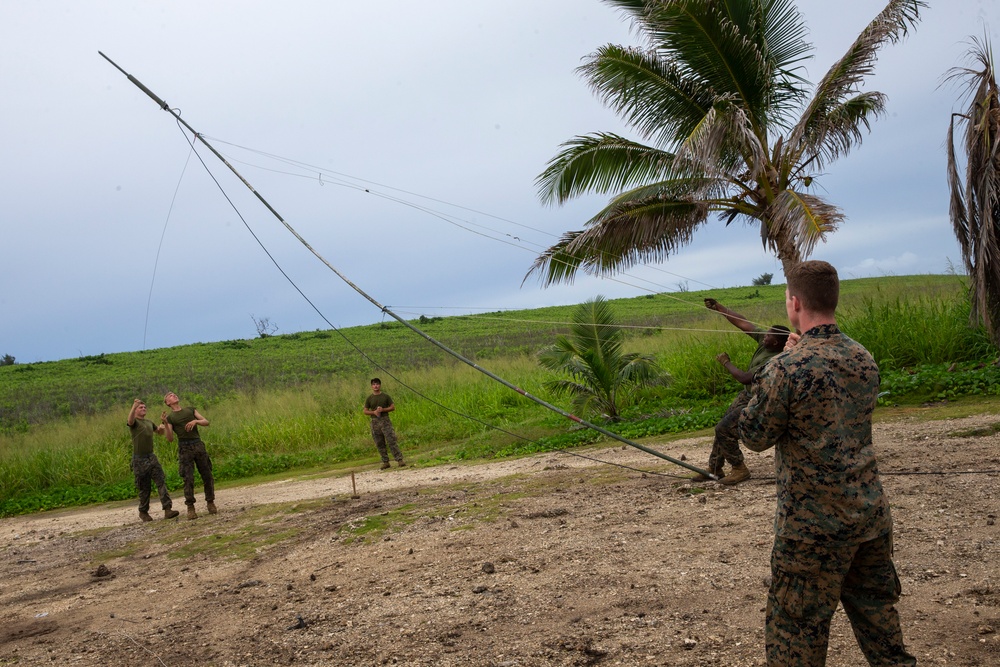 5th Battalion 11th Marines set up communication