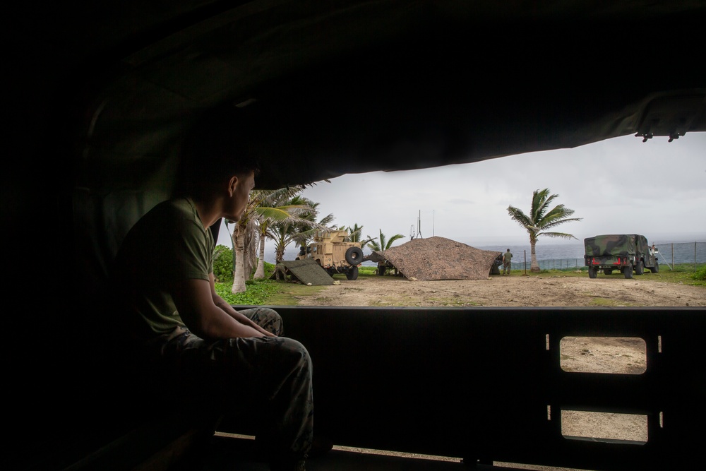 5th Battalion 11th Marines set up communication