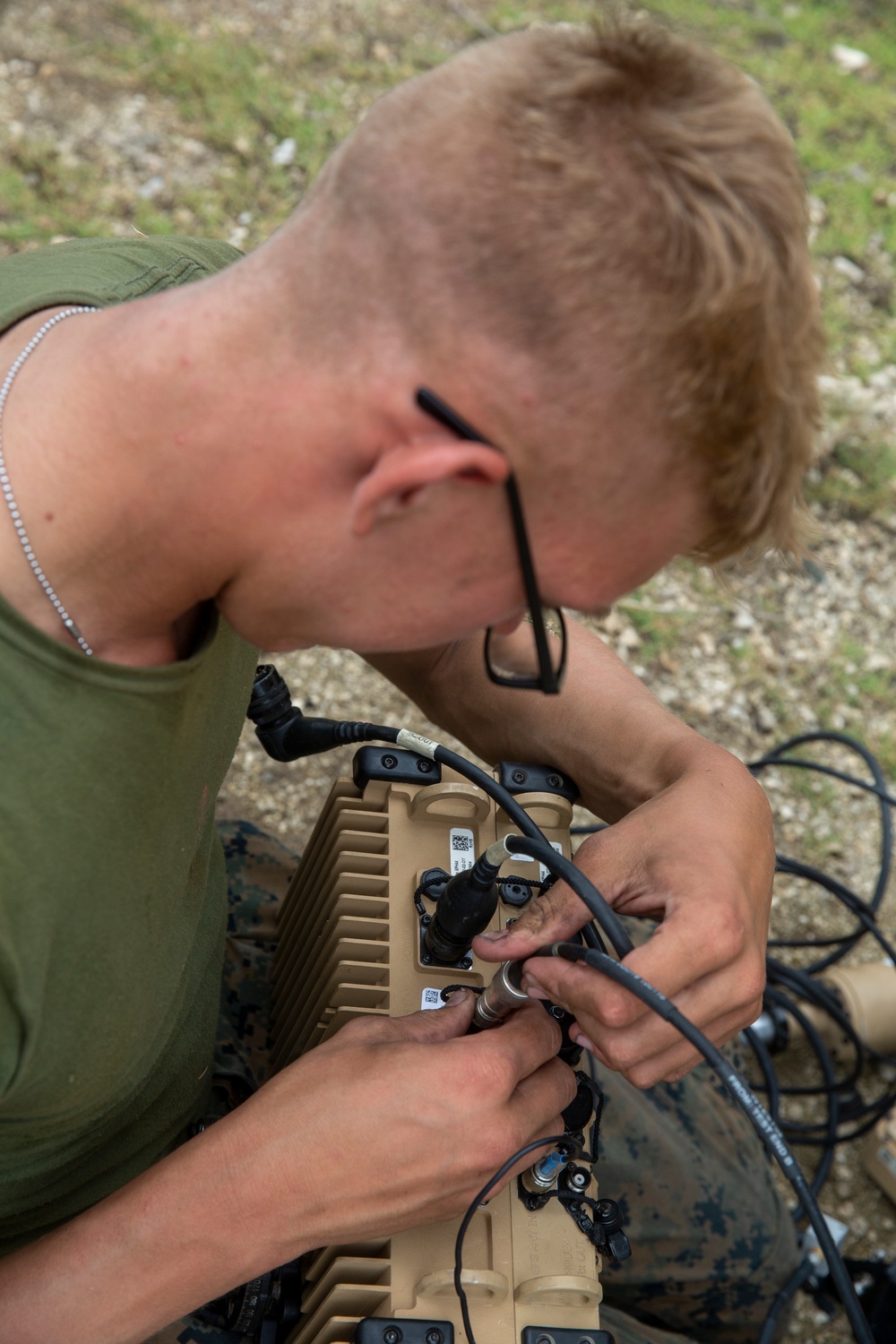 5th Battalion 11th Marines set up communication