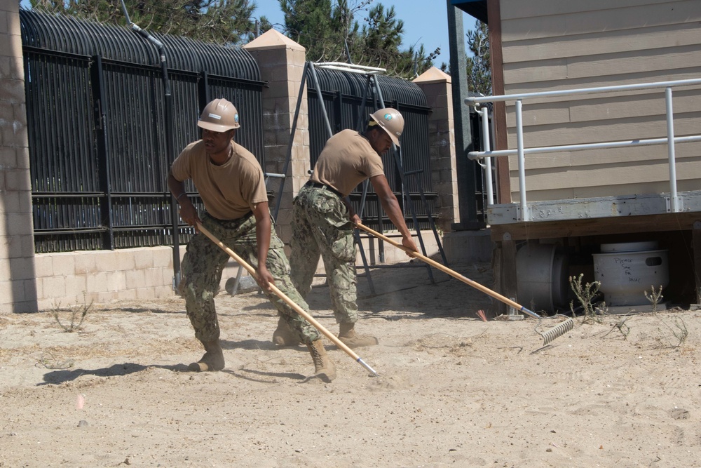 ACB 1 Builds a Gym at WARCOM